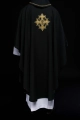 Ornat czarny z haftowanym krzyżem - S-7065-07-70 - HAF S-7065-07-70 - Dewocjonalia P.H. Jakóbczak - Katolicki sklep liturgiczny i hurtownia