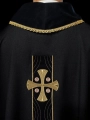 Ornat czarny z haftowanymi krzyżami - S-7068-07-70 - HAF S-7068-07-70 - Dewocjonalia P.H. Jakóbczak - Katolicki sklep liturgiczny i hurtownia