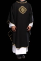 Ornat czarny z haftowanym pasem z monogramem IHS - S-7073-07-70 - HAF S-7073-07-70 - Dewocjonalia P.H. Jakóbczak - Katolicki sklep liturgiczny i hurtownia