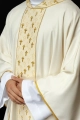 Ornat ecru z haftowanym pasem z motywem krzyży - S-7062-05-53 - HAF S-7062-05-53 - Dewocjonalia P.H. Jakóbczak - Katolicki sklep liturgiczny i hurtownia