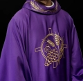 Ornat fioletowy z haftem kłosów zboża i krzyża - S-7054-03-53 - HAF S-7054-03-53 - Dewocjonalia P.H. Jakóbczak - Katolicki sklep liturgiczny i hurtownia