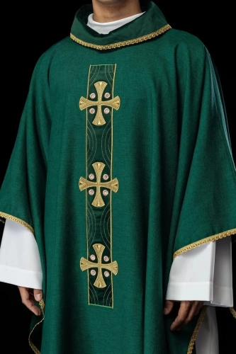 Ornat zielony z haftowanymi krzyżami - S-7068-01-70 - HAF S-7068-01-70 - Dewocjonalia P.H. Jakóbczak - Katolicki sklep liturgiczny i hurtownia
