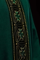 Ornat zielony z haftowanym pasem z motywem krzyży - S-7071-01-70 - HAF S-7071-01-70 - Dewocjonalia P.H. Jakóbczak - Katolicki sklep liturgiczny i hurtownia