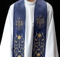 Stuła kapłańska fioletowa z haftem IHS - S-2052-03-76 - HAF S-2052-03-76 - Dewocjonalia P.H. Jakóbczak - Katolicki sklep liturgiczny i hurtownia