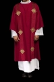 Dalmatyka czerwona z haftowanym krzyżem i aksamitnymi pasami - LE/1030/02/B - HAF LE/1030/02/B - Dewocjonalia P.H. Jakóbczak - Katolicki sklep liturgiczny i hurtownia