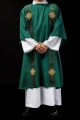 Dalmatyka zielona z haftowanym krzyżem i aksamitnymi pasami - LE/1030/01/B - HAF LE/1030/01/B - Dewocjonalia P.H. Jakóbczak - Katolicki sklep liturgiczny i hurtownia