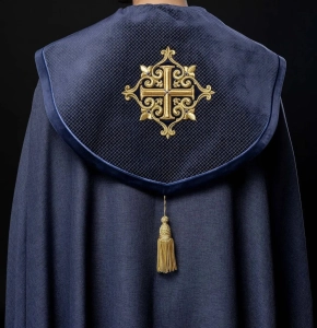 Kapa liturgiczna fioletowa z aksamitnym pasem i haftowanym krzyżem - LE/3029/03