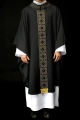 Ornat czarny z haftowanym pasem z motywem krzyża - S-7057-07-70 - HAF S-7057-07-70 - Dewocjonalia P.H. Jakóbczak - Katolicki sklep liturgiczny i hurtownia