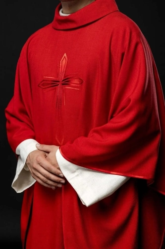 Ornat czerwony z haftowanym krzyżem - HA7034-02 - HAF HA7034-02 - Dewocjonalia P.H. Jakóbczak - Katolicki sklep liturgiczny i hurtownia