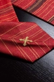 Ornat czerwony z nadrukiem krzyża jerozolimskiego - KOD/7001/02/40 - HAF KOD/7001/02/40 - Dewocjonalia P.H. Jakóbczak - Katolicki sklep liturgiczny i hurtownia