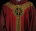 Ornat czerwony z nadrukiem PAX - KOD/7009/02/40 - HAF KOD/7009/02/40 - Dewocjonalia P.H. Jakóbczak - Katolicki sklep liturgiczny i hurtownia