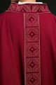 Ornat czerwony z haftowanym pasem z motywem krzyża - S-7057-02-70 - HAF S-7057-02-70 - Dewocjonalia P.H. Jakóbczak - Katolicki sklep liturgiczny i hurtownia