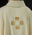 Ornat ecru z haftowanymi krzyżami - HA7011-05 - HAF HA7011-05 - Dewocjonalia P.H. Jakóbczak - Katolicki sklep liturgiczny i hurtownia