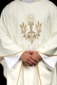 Ornat ecru z haftem kielicha i hostii na tkaninie żakardowej - KOA/002/05/98 - HAF KOA/002/05/98 - Dewocjonalia P.H. Jakóbczak - Katolicki sklep liturgiczny i hurtownia