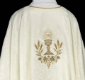 Ornat ecru z haftem kielicha i hostii na tkaninie żakardowej - KOA/002/05/98 - HAF KOA/002/05/98 - Dewocjonalia P.H. Jakóbczak - Katolicki sklep liturgiczny i hurtownia