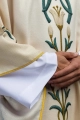 Ornat ecru z nadrukiem lilii i motywem maryjnym - KOD/7002/05/40 - HAF KOD/7002/05/40 - Dewocjonalia P.H. Jakóbczak - Katolicki sklep liturgiczny i hurtownia