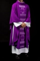 Ornat fioletowy z haftowanymi krzyżami - HA7032-03 - HAF HA7032-03 - Dewocjonalia P.H. Jakóbczak - Katolicki sklep liturgiczny i hurtownia