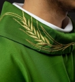 Ornat zielony z haftem kłosów zboża i krzyża - S-7054-01-53 - HAF S-7054-01-53 - Dewocjonalia P.H. Jakóbczak - Katolicki sklep liturgiczny i hurtownia