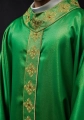 Ornat zielony z haftowanym pasem z motywem krzyża - S-7056-01-54 - HAF S-7056-01-54 - Dewocjonalia P.H. Jakóbczak - Katolicki sklep liturgiczny i hurtownia