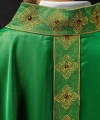 Ornat zielony z haftowanym pasem z motywem krzyża - S-7056-01-54 - HAF S-7056-01-54 - Dewocjonalia P.H. Jakóbczak - Katolicki sklep liturgiczny i hurtownia