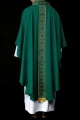 Ornat zielony z haftowanym pasem z motywem krzyża - S-7057-01-70 - HAF S-7057-01-70 - Dewocjonalia P.H. Jakóbczak - Katolicki sklep liturgiczny i hurtownia