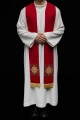Aksamitna stuła kapłańska czerwona z haftowanym krzyżem - LE/2029/02 - HAF LE/2029/02 - Dewocjonalia P.H. Jakóbczak - Katolicki sklep liturgiczny i hurtownia