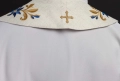 Stuła kapłańska ecru z haftem maryjnym - LE/2045/05 - HAF LE/2045/05 - Dewocjonalia P.H. Jakóbczak - Katolicki sklep liturgiczny i hurtownia