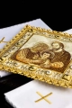 Biały bawełniany komplet bielizny kielichowej z wizerunkiem Świętej Rodziny - S-5575 - HAF S-5575 - Dewocjonalia P.H. Jakóbczak - Katolicki sklep liturgiczny i hurtownia