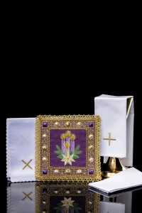 Fioletowy bawełniany komplet bielizny kielichowej z haftem kielicha eucharystycznego - S-5576/03