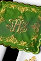 Zielony komplet bielizny kielichowej z haftem IHS - KDT/5025/01 - HAF KDT/5025/01 - Dewocjonalia P.H. Jakóbczak - Katolicki sklep liturgiczny i hurtownia