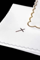 Biały komplet bielizny kielichowej z haftem IHS, kielichem, winoroślą i krzyżem - KDT/5026/04 - HAF KDT/5026/04 - Dewocjonalia P.H. Jakóbczak - Katolicki sklep liturgiczny i hurtownia