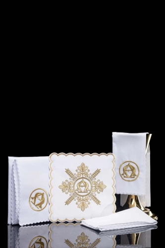 Biały komplet bielizny kielichowej z haftem Alfa i Omega - KDT/5031/04 - HAF KDT/5031/04 - Dewocjonalia P.H. Jakóbczak - Katolicki sklep liturgiczny i hurtownia