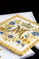 Biały komplet bielizny kielichowej z haftem maryjnym - LE/5045 - HAF LE/5045 - Dewocjonalia P.H. Jakóbczak - Katolicki sklep liturgiczny i hurtownia