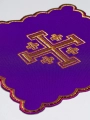 Zestaw palek kielichowych z haftowanym Krzyżem jerozolimskim w czterech kolorach liturgicznych - KPA4/030 - HAF KPA4/030 - Dewocjonalia P.H. Jakóbczak - Katolicki sklep liturgiczny i hurtownia