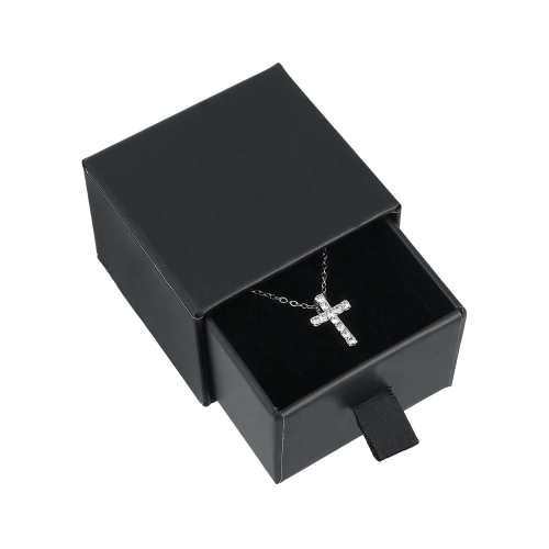 Naszyjnik - krzyż - cyrkonie - ozdobne opakowanie - JS N331 - Dewocjonalia P.H. Jakóbczak - Katolicki sklep liturgiczny i hurtownia