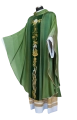 Zielony ornat z wiskozy z haftem eucharystycznym