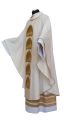 Haftowany ornat z muszlami św. Jakuba