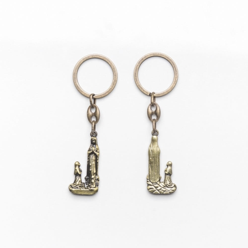 Brelok - Matka Boża z Lourdes - satynowa powłoka - JS K1601G - Dewocjonalia P.H. Jakóbczak - Katolicki sklep liturgiczny i hurtownia