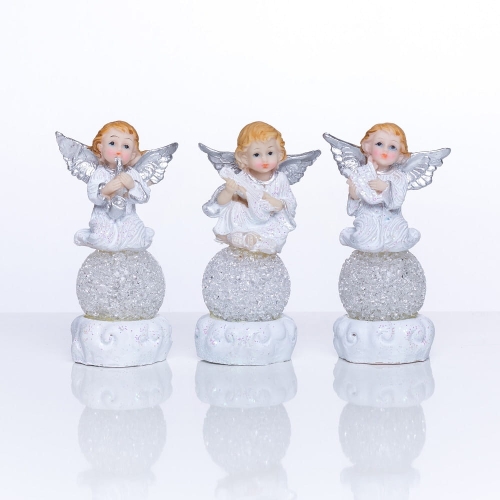  Aniołek ze świecącą kulą